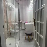 Giosephine House