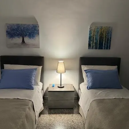דירה Giosephine House *