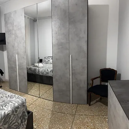 Giosephine House