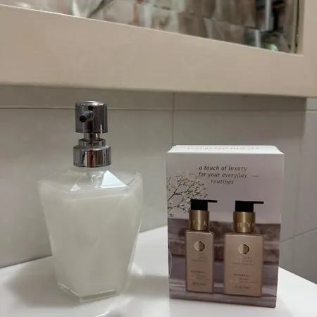 Giosephine House شقة